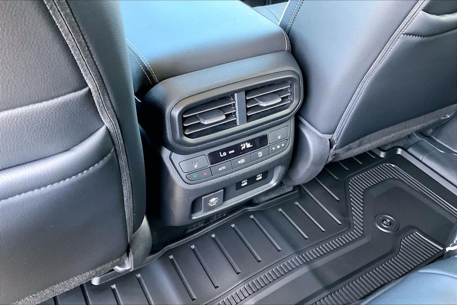 New 2026 Honda Pilot Elite image 18