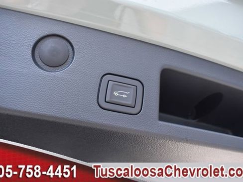 New 2026 Chevrolet Equinox LT w/ Convenience Package II image 8