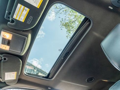 Used 2017 Ford Expedition Limited w/ Equipment Group 301A image 21