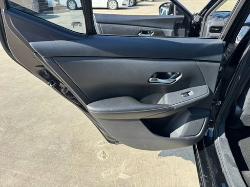 Used 2023 Nissan Sentra SV w/ All-Weather Package image 27