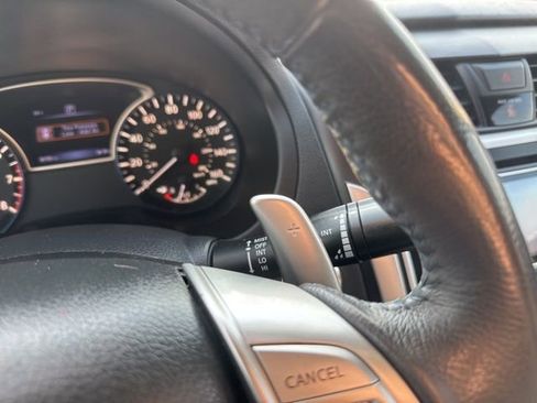 Used 2017 Nissan Altima 2.5 SR w/ Midnight Edition Package image 22