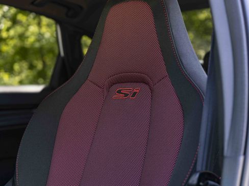 Certified 2026 Honda Civic Si image 18