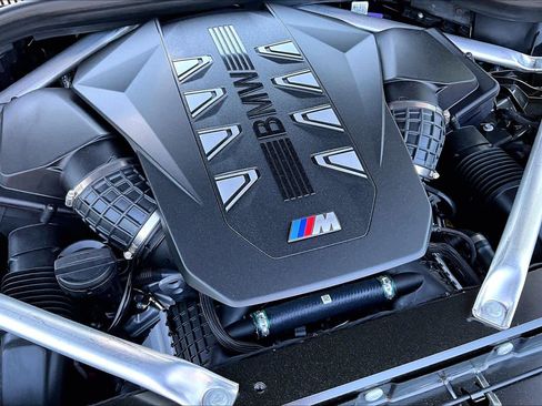 New 2026 BMW X5 M60i w/ Executive Package AWD/4WD image 17