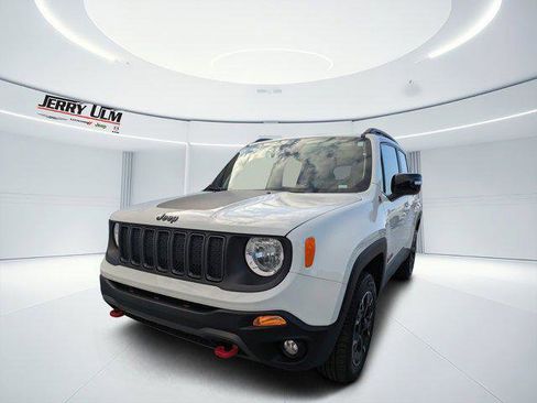 Certified 2023 Jeep Renegade Trailhawk image 6