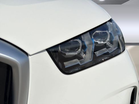 New 2026 BMW X5 sDrive40i w/ Climate Comfort Package RWD image 11