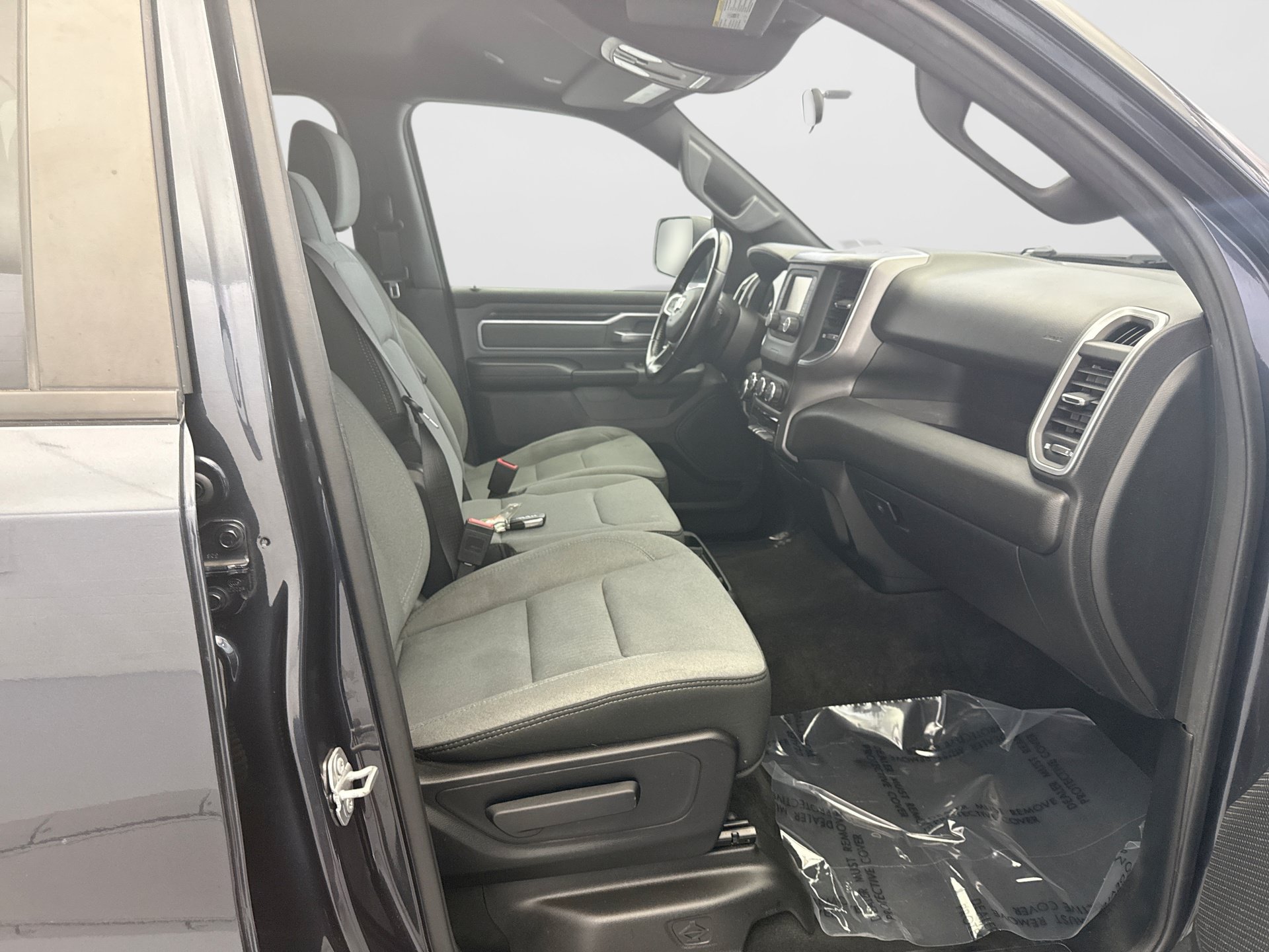 Used 2021 RAM 1500 Big Horn AWD/4WD image 16
