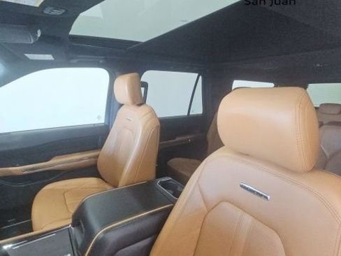 Used 2022 Ford Expedition Max Platinum image 14