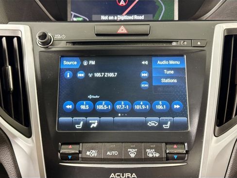 Used 2018 Acura TLX w/ Technology Package image 17