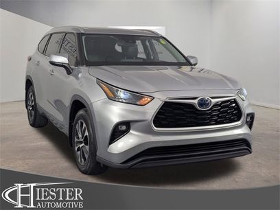 Used 2022 Toyota Highlander XLE