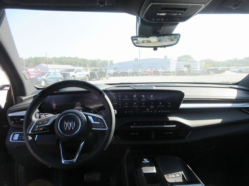 New 2026 Buick Enclave Avenir w/ Super Cruise Package image 17