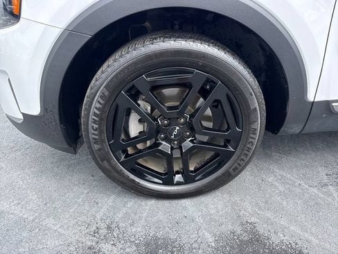 Used 2023 Kia Telluride EX X-Line AWD/4WD image 9