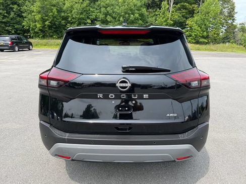 Used 2023 Nissan Rogue S AWD/4WD image 4