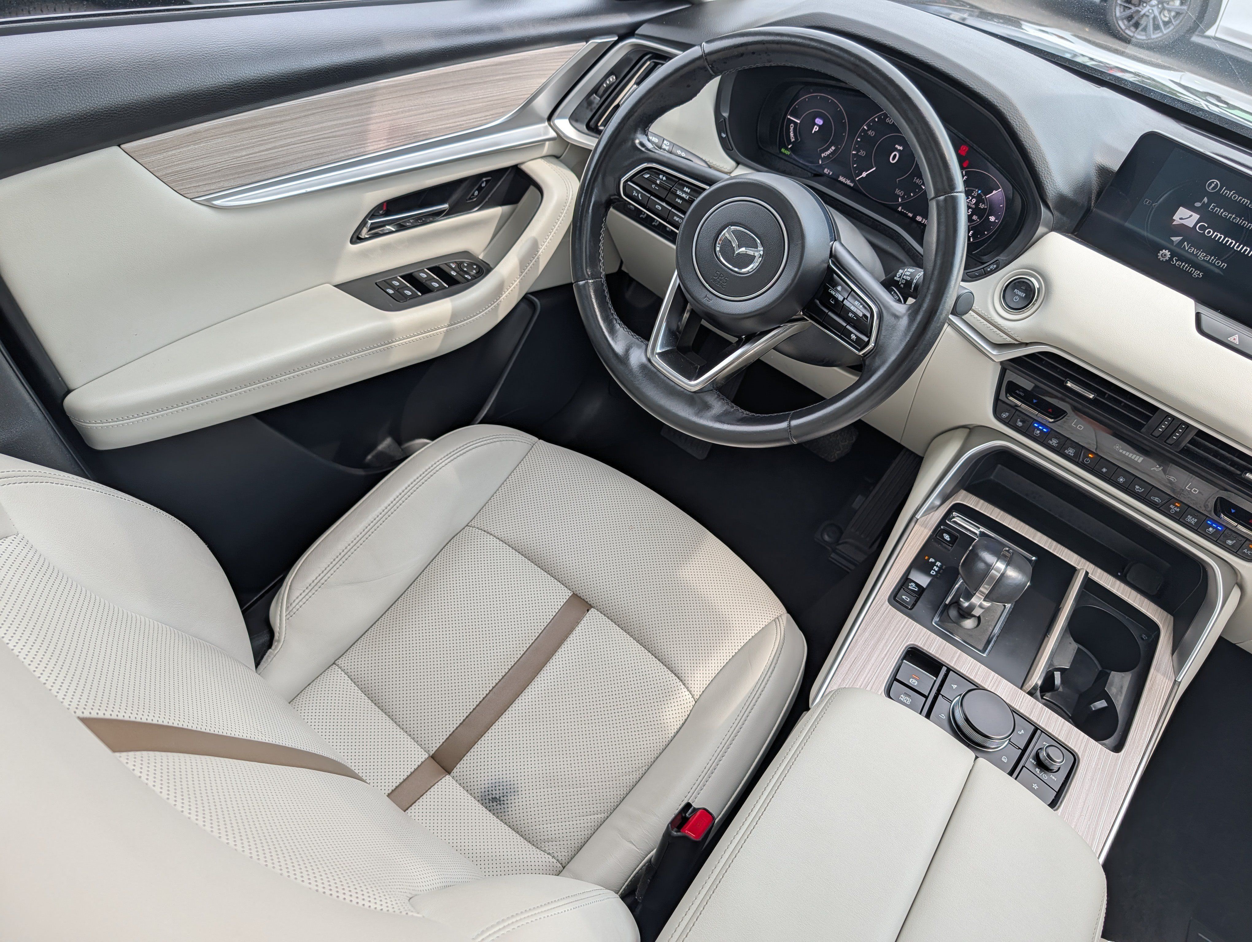 Used 2024 MAZDA CX-90 Plug-In Hybrid w/ Premium Plus AWD/4WD image 9
