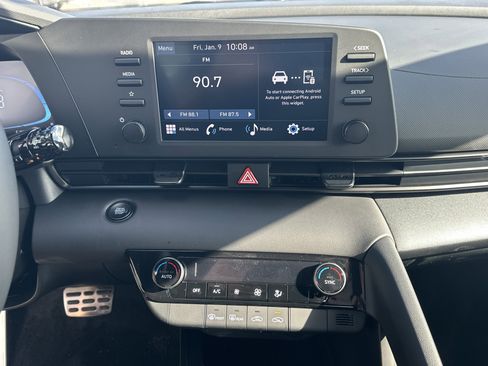 New 2026 Hyundai Elantra Sport FWD image 19