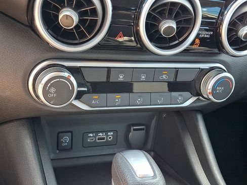 Certified 2025 Nissan Sentra SV FWD image 18