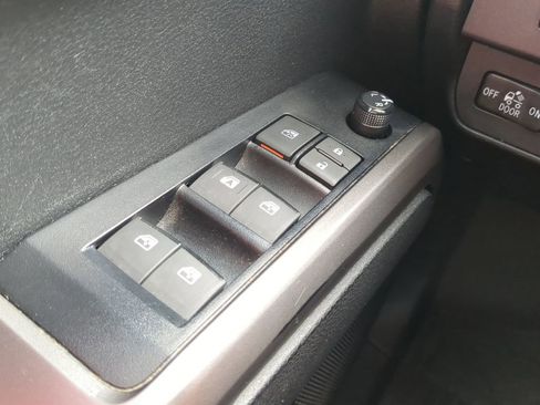 Used 2023 Toyota Tacoma SR5 image 29