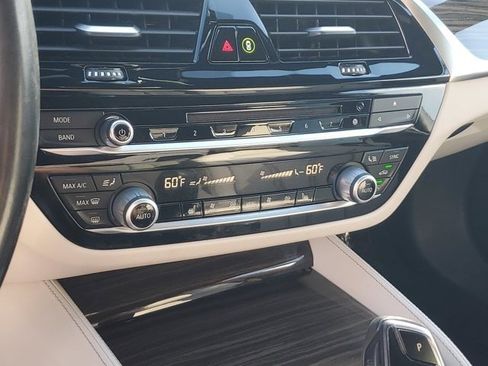 Used 2018 BMW 540i RWD image 27