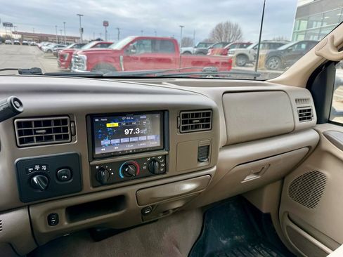 Used 2002 Ford F250 Lariat image 15