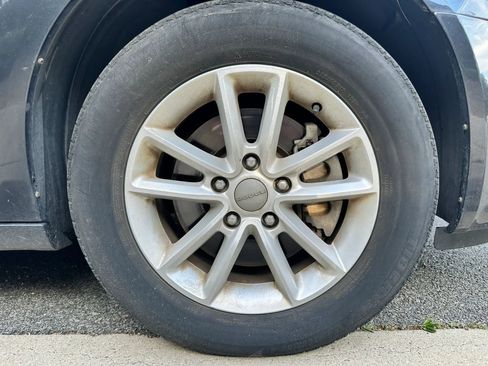Used 2014 Dodge Grand Caravan SXT FWD image 31