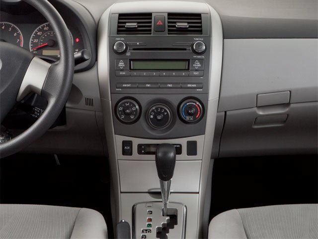 Used 2012 Toyota Corolla LE FWD image 13