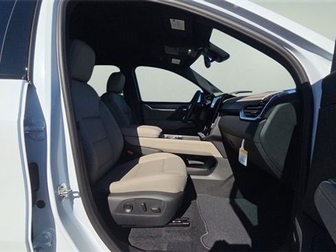 New 2026 GMC Acadia Elevation w/ Black Edition image 13