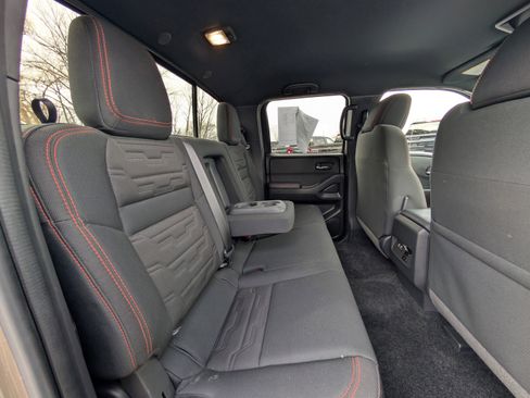 Used 2023 Nissan Frontier PRO-4X w/ Pro Convenience Package image 45