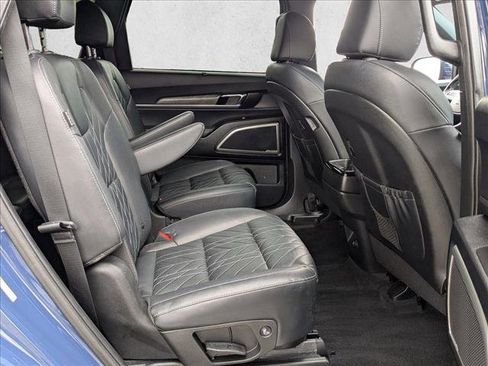 Used 2023 Kia Telluride EX X-Line image 22