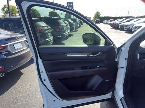 Used 2021 MAZDA CX-5 Signature AWD/4WD image 11