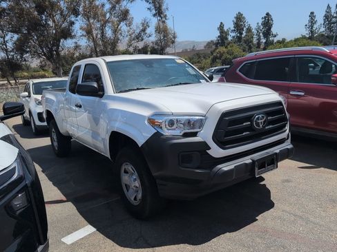 Certified 2023 Toyota Tacoma SR RWD image 3