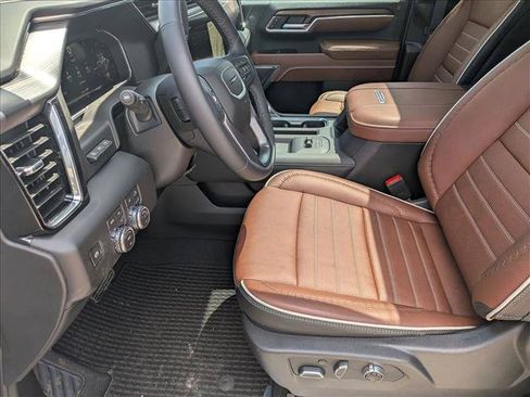 New 2026 GMC Sierra 2500 Denali Ultimate AWD/4WD image 4
