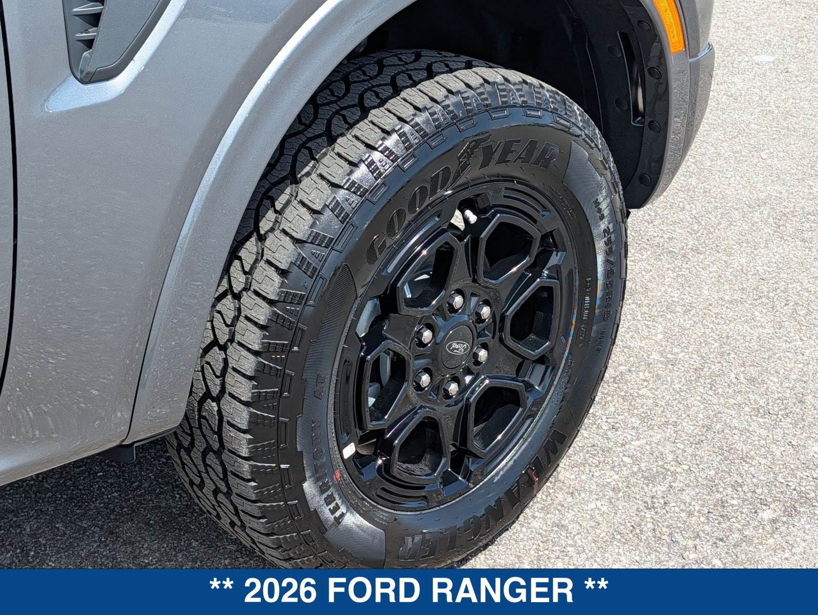 New 2026 Ford Ranger XLT w/ Black Appearance Package RWD image 14