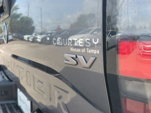 Used 2022 Nissan Frontier SV image 30