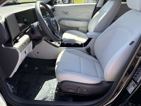 Certified 2025 Hyundai Kona SEL AWD/4WD image 24