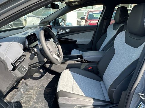 New 2025 Volkswagen ID.4 Pro image 15