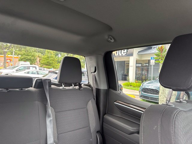 Used 2022 Chevrolet Silverado 1500 LT AWD/4WD image 12