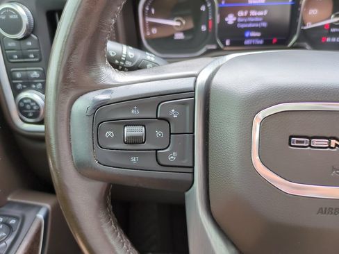 Used 2022 GMC Sierra 2500 Denali AWD/4WD image 21