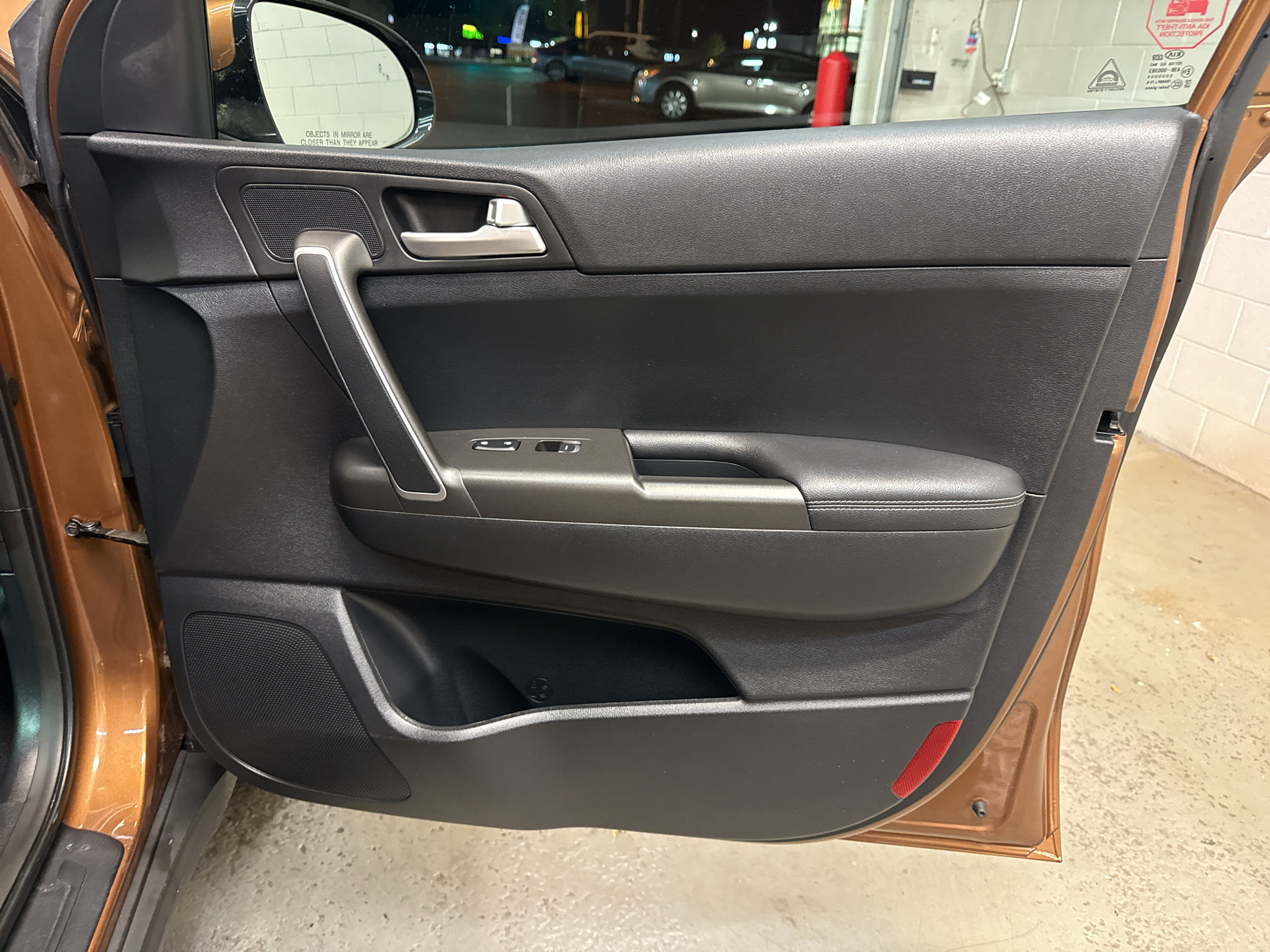 Used 2018 Kia Sportage LX w/ LX Technology Package FWD image 22