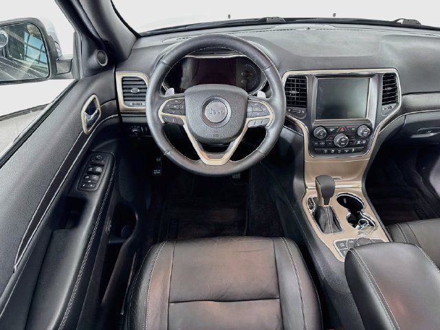 Used 2017 Jeep Grand Cherokee Limited AWD/4WD image 24