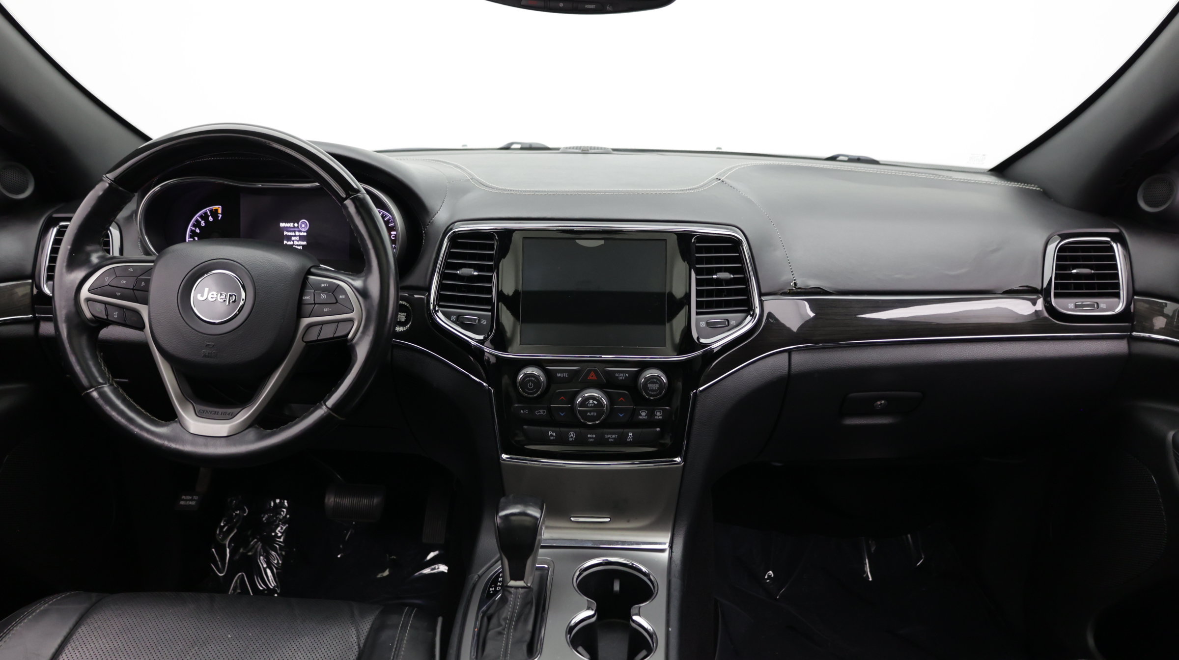 Used 2020 Jeep Grand Cherokee Overland RWD image 31