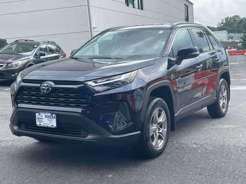 Used 2023 Toyota RAV4 XLE w/ XLE Grade Weather Package AWD/4WD image 4