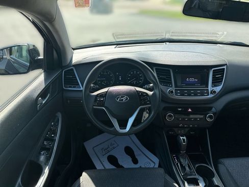 Used 2017 Hyundai Tucson SE FWD image 11