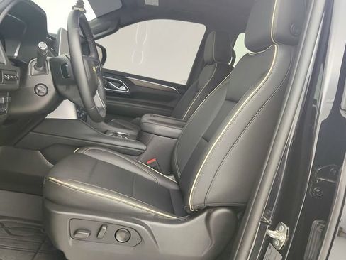 Used 2024 Chevrolet Tahoe Premier w/ Premium Package RWD image 26