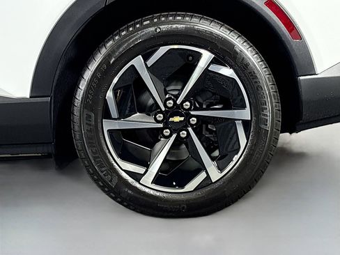 New 2026 Chevrolet Equinox EV LT image 31