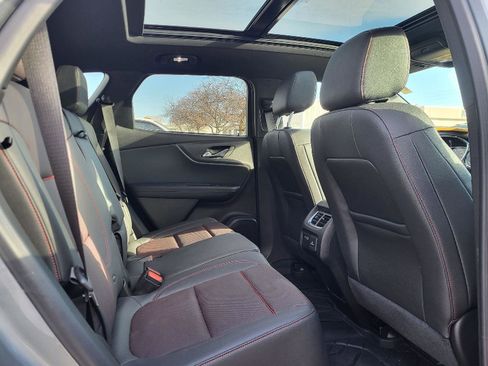 Certified 2025 Chevrolet Blazer RS w/ Enhanced Convenience Package image 11