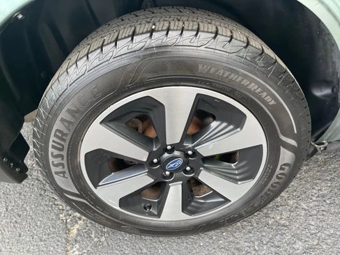 Used 2017 Subaru Forester 2.5i w/ Alloy Wheel Package AWD/4WD image 24