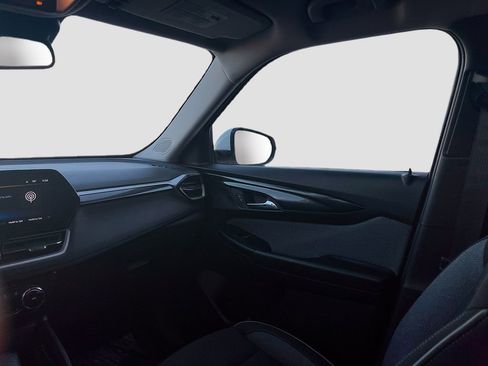 Used 2024 Chevrolet TrailBlazer LT w/ Convenience Package AWD/4WD image 23