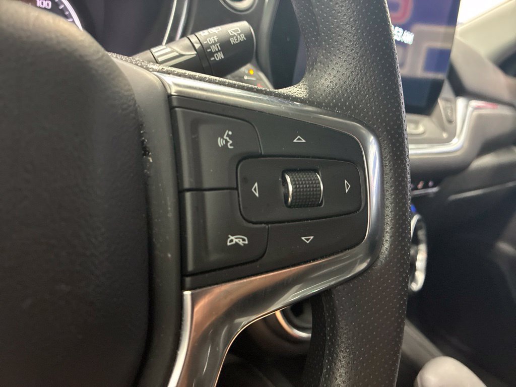 Used 2025 Chevrolet Blazer LT AWD/4WD image 21