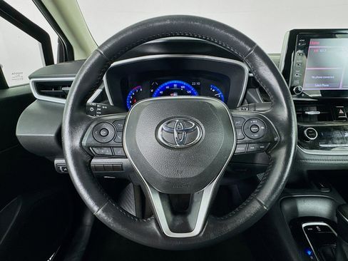 Used 2022 Toyota Corolla XLE image 11
