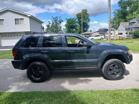 Used 2007 Jeep Grand Cherokee Laredo AWD/4WD image 5