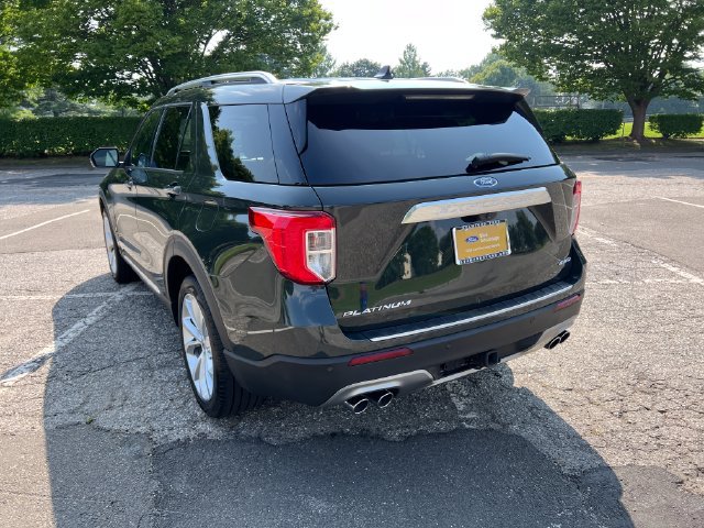Certified 2023 Ford Explorer Platinum w/ Technology Package AWD/4WD image 9
